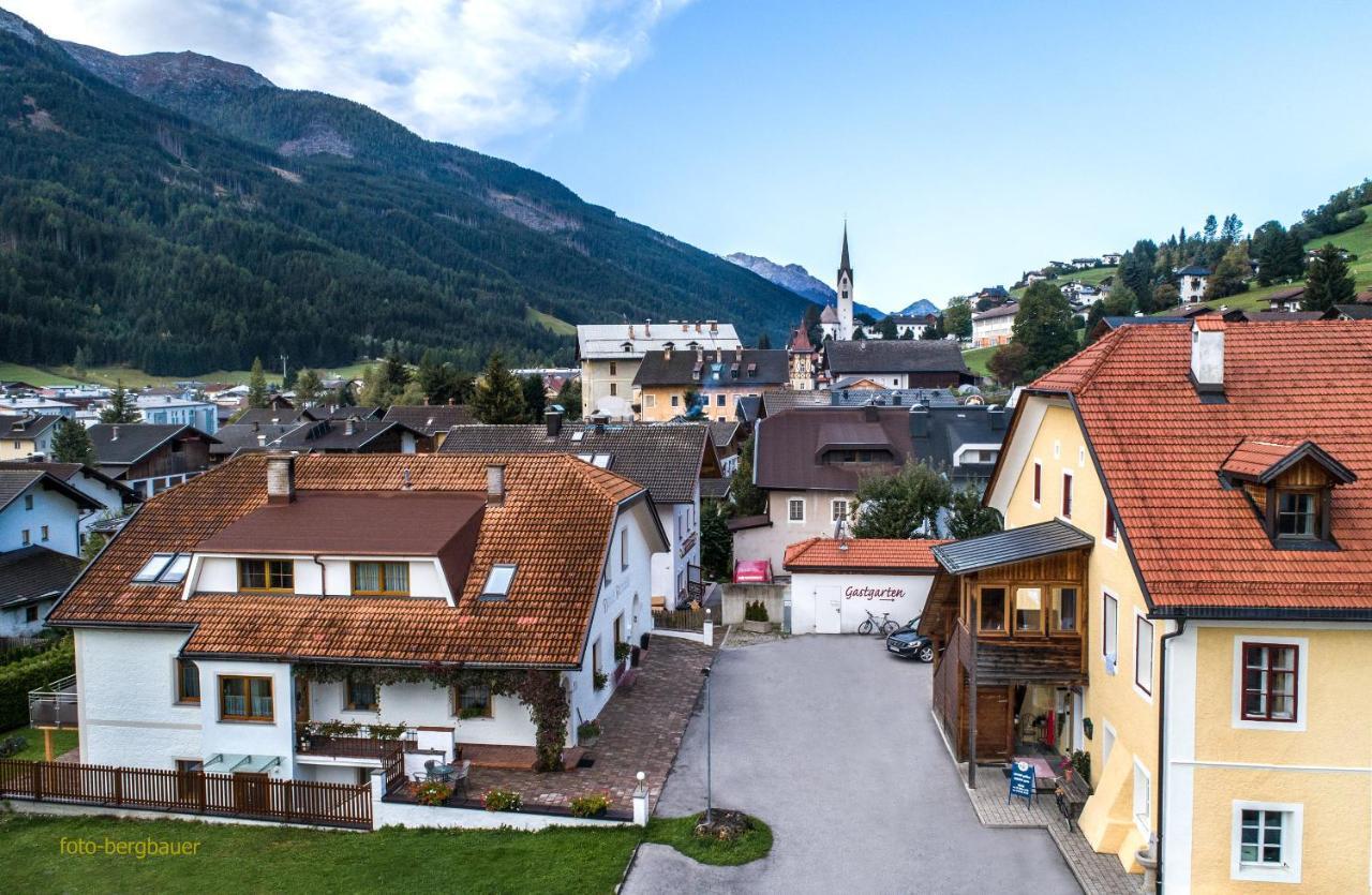 Haus Arnold - Privatzimmer Und Ferienwohnungen Sillian Exterior photo